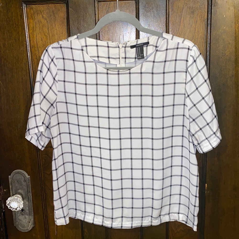 Forever21 Silky Plaid Shirt Women’s Medium